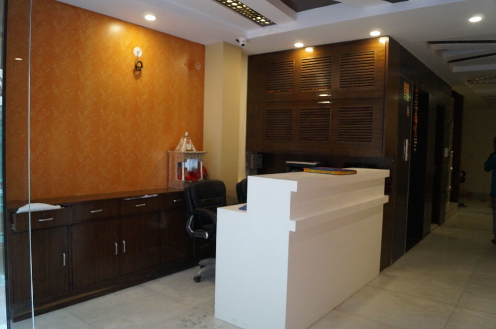 Optimum Oxford International Hotel New Delhi Bagian luar foto